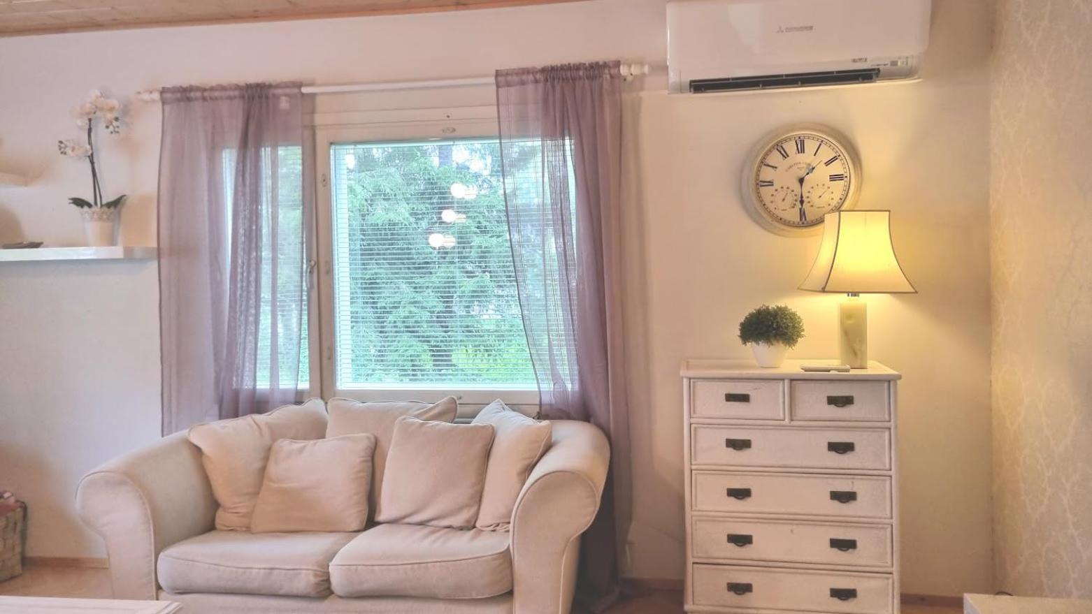 Villa Peaceful House For Relaxing Oulu Esterno foto